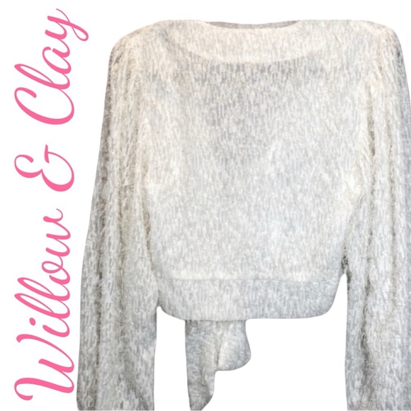 NWT WILLOW AND CLAY FUZZY SEMI SHEER EYELASH SWEATER FAIRYCORE COQUETTE, XS - Picture 3 of 11